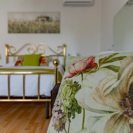 Pit Stop, Con Bagno Privato, Parcheggio E Clima Homestay *