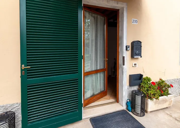 Pit Stop, Con Bagno Privato, Parcheggio E Clima Δωμάτια σε οικογενειακή κατοικία *