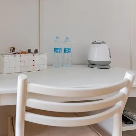 Pit Stop, Con Bagno Privato, Parcheggio E Clima 피사