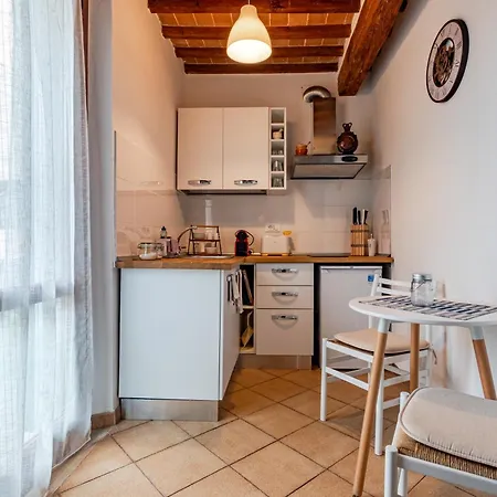 Pit Stop, Con Bagno Privato, Parcheggio E Clima 피사