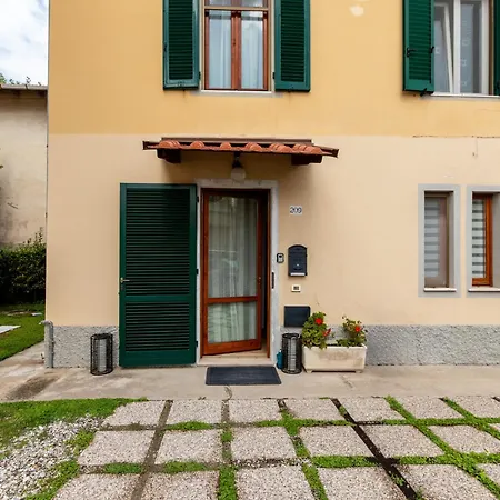 Pit Stop, Con Bagno Privato, Parcheggio E Clima * 피사
